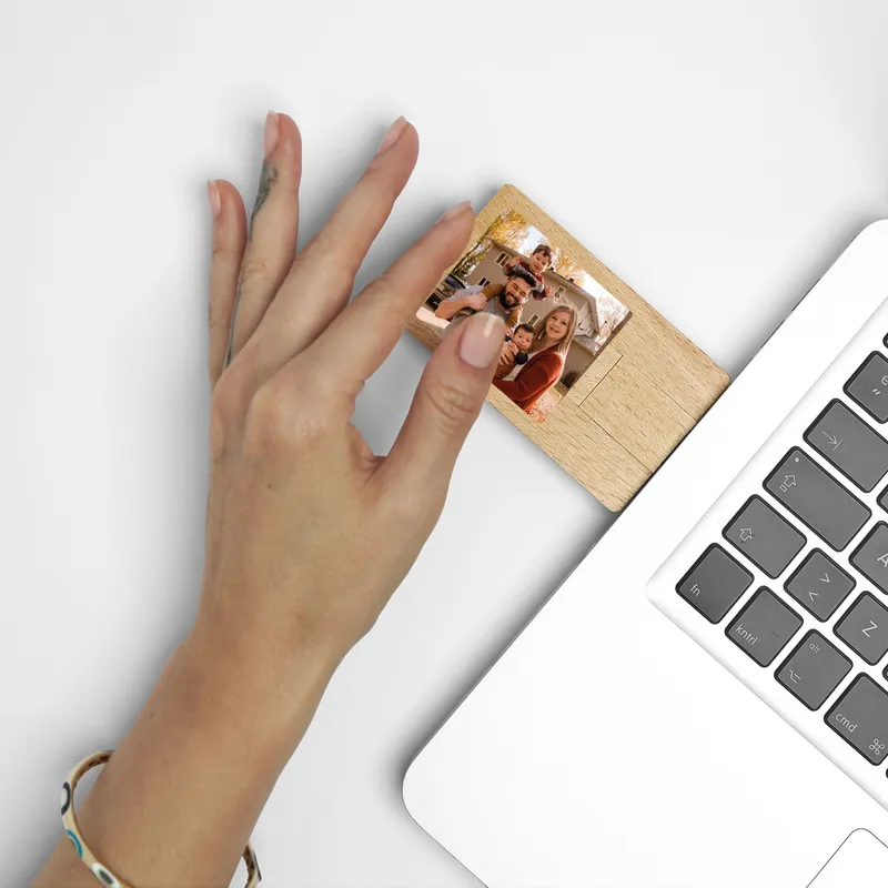 Personalised Bamboo USB Drive with Photo 32GB