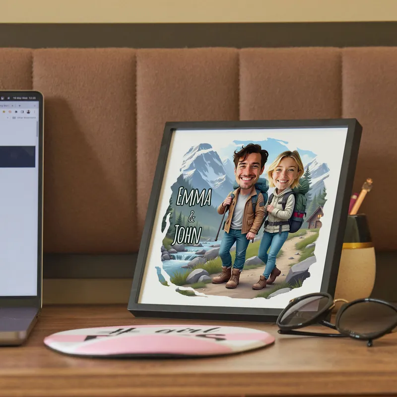 Personalised Cartoon Travel-Themed Gift Frame for Couples