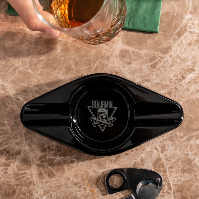 Personalized Ceramic Black Cigar Ashtray Gifts for Friends