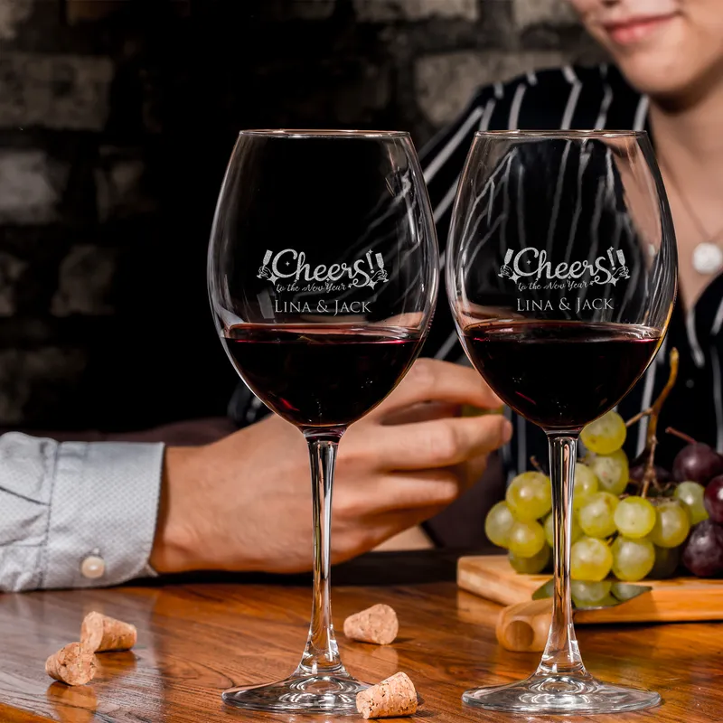 Personalized Christmas Designed 2-Piece Piedmont Wine Glass Set