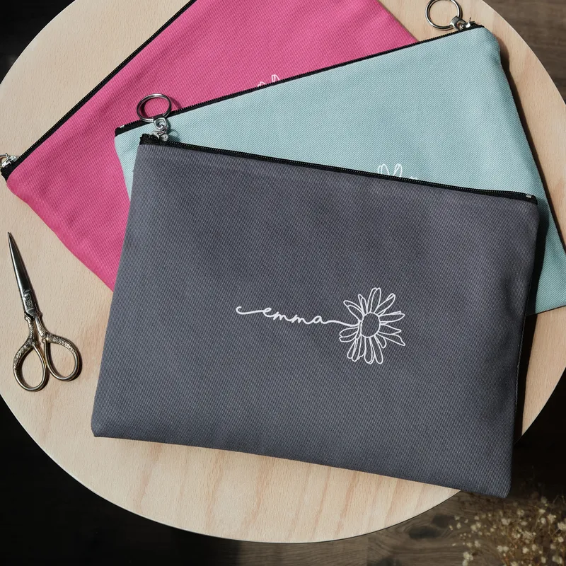 Personalized Daisy Makeup Bag for Women