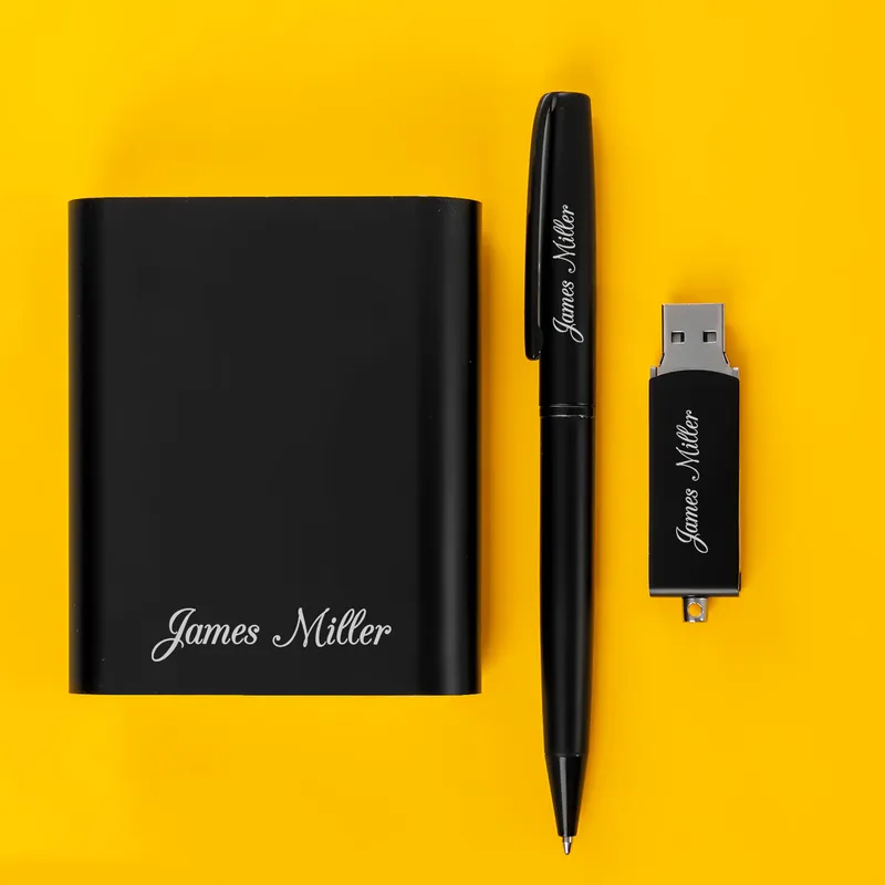 Personalized Gift Box: Power Bank, Pen, USB Flash Drive Set