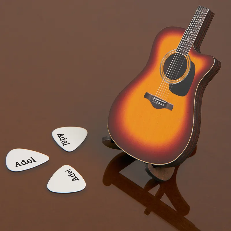 Personalized Guitar Pick Set with Classic Guitar Box Design