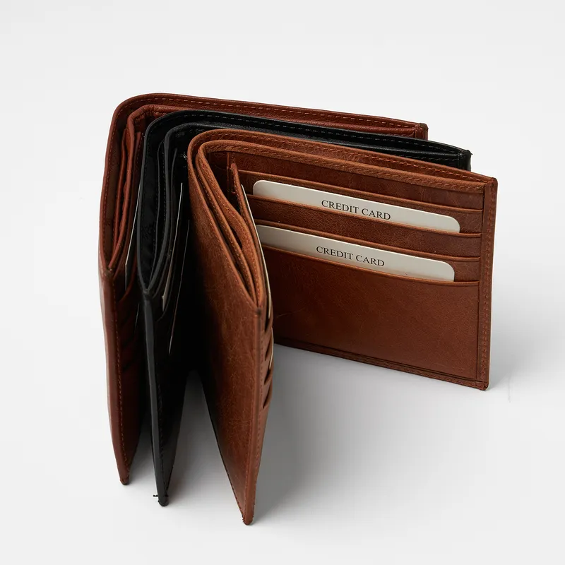 Personalized Leather Wallet with Name – 7 Design Options