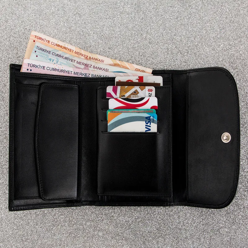 Personalized Letter Embroidered Women's Wallet