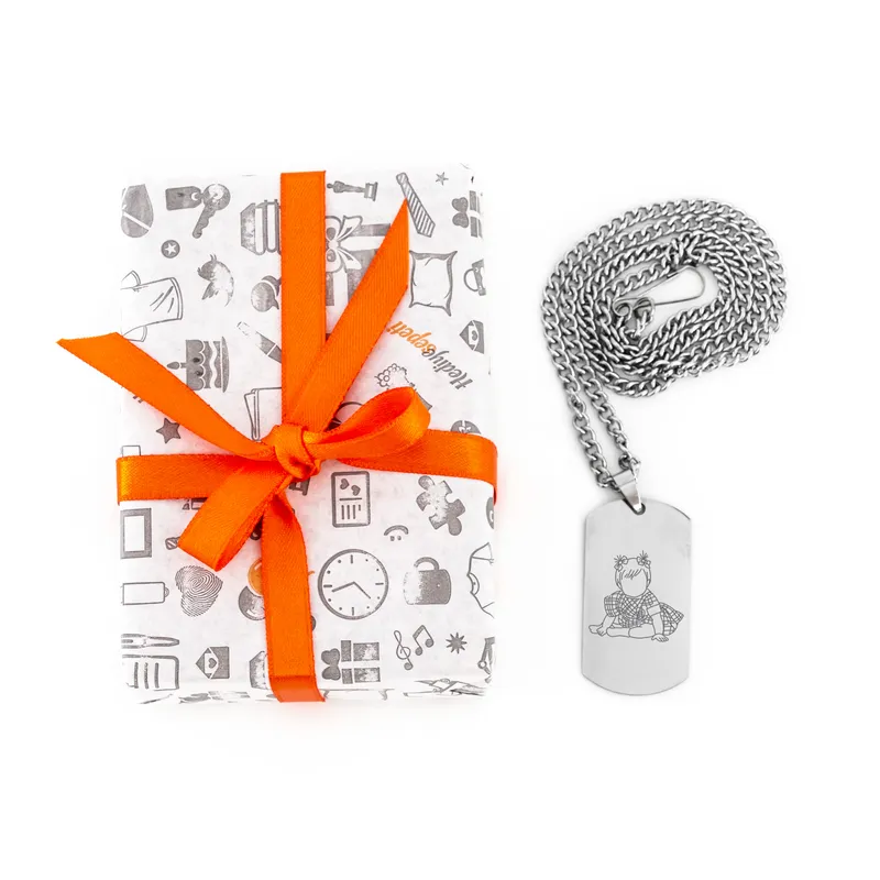 Personalized Line Art Photo Necklace