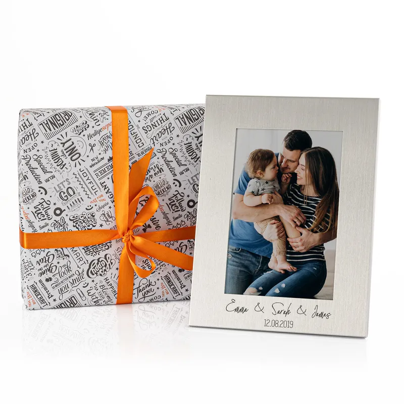 Personalized Metallic Frame Gift for the Family