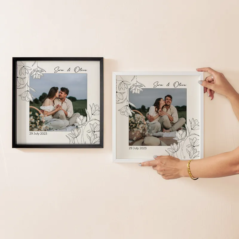 Personalized Minimal Flowers Photo Wall Frame for Special Occasions