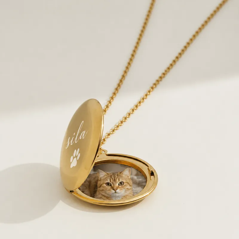 Personalized Pet Mom Photo Locket Necklace