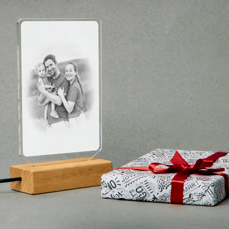 Personalized Photo LED Lamp with Sketch Effect