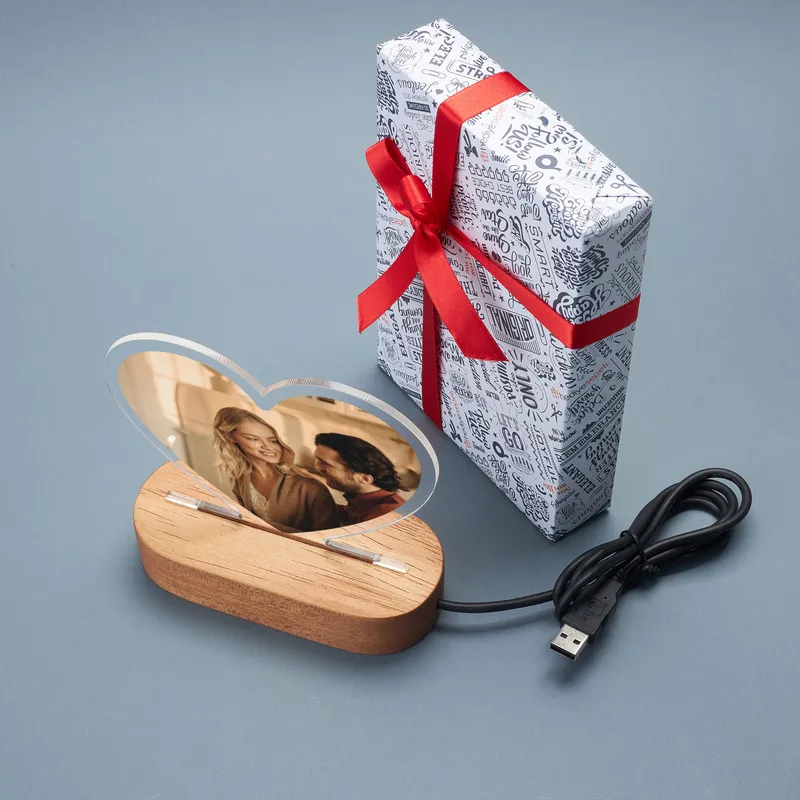 Personalised Heart-Shaped Photo LED Lamp for Cherished Memories