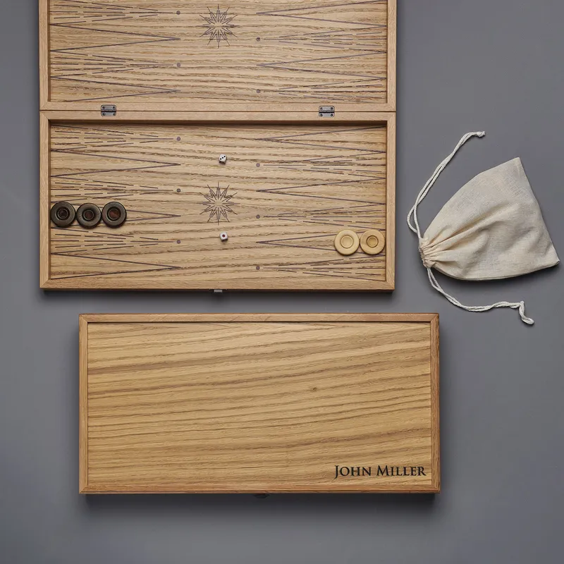 Personalized Premium Oak Backgammon Set with Pool