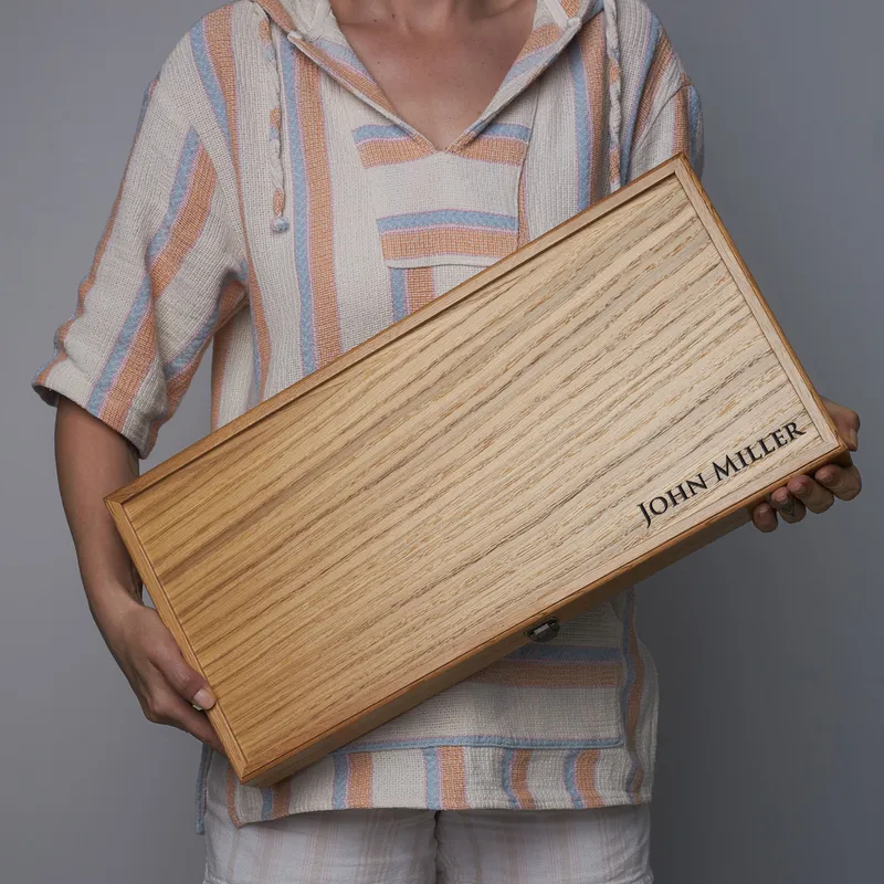 Personalized Premium Oak Backgammon Set with Pool