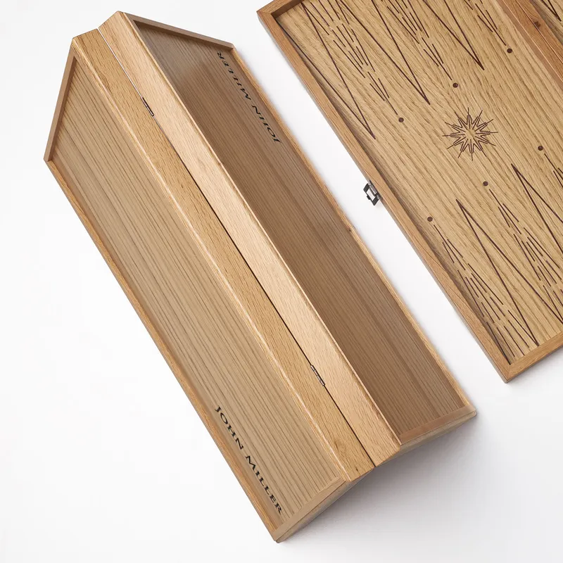 Personalized Premium Oak Backgammon Set with Pool