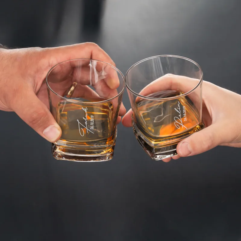 2pcs Custom Whiskey Glass Set Fathers Day Gift for Dad