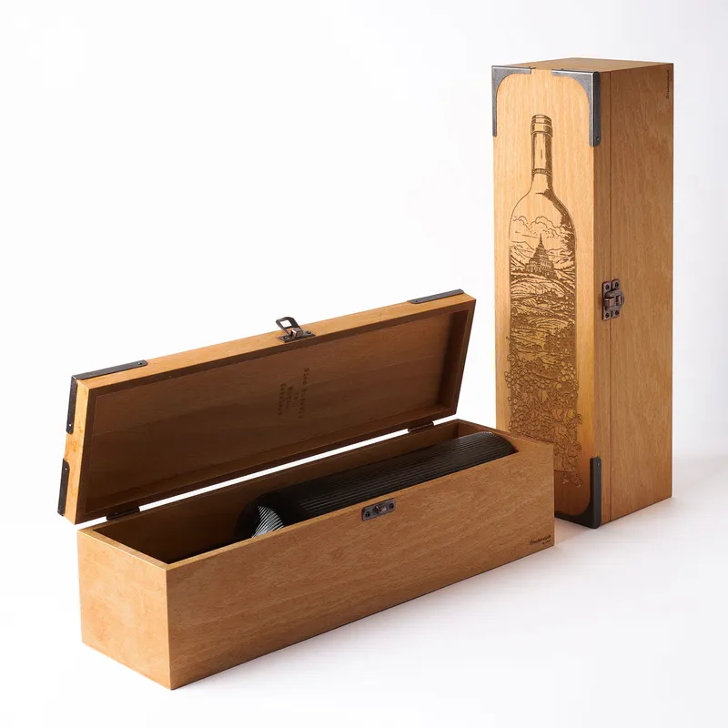 Personalised Vineyard Design Wine Box with Custom Message