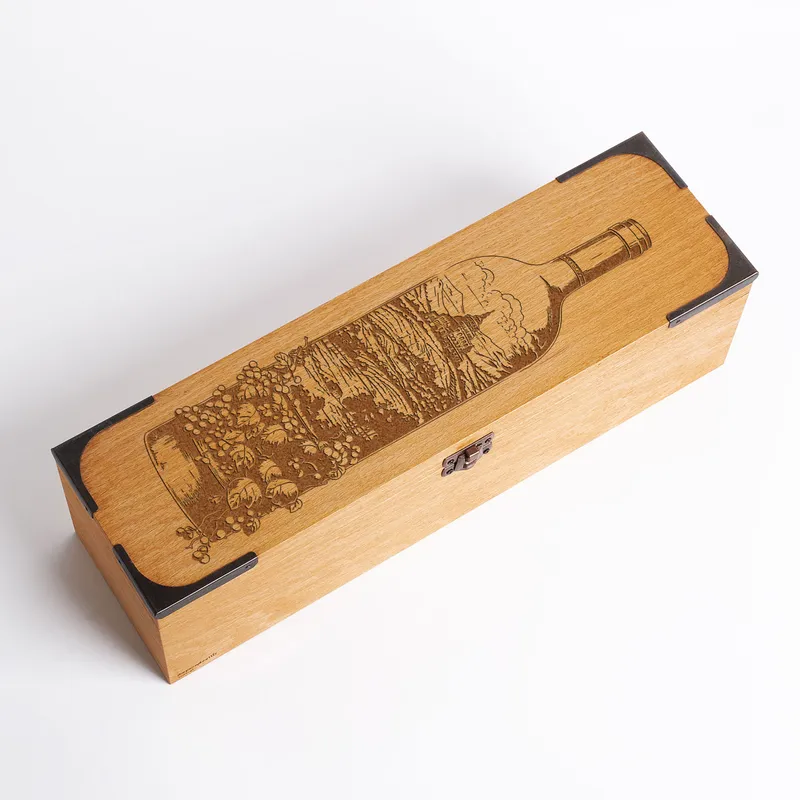 Personalised Vineyard Design Wine Box with Custom Message