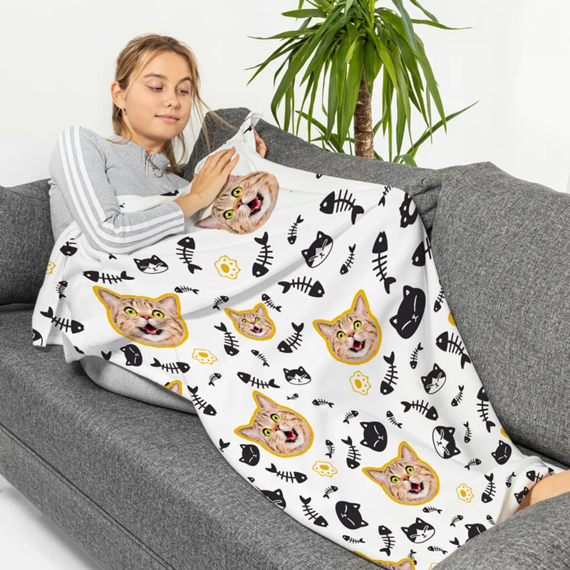 Personalised Cat Photo Fleece Blanket for Pet Lovers