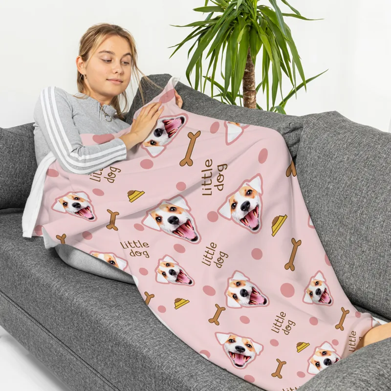 Pet Throw Blanket with Dog Design and Personalized Picture