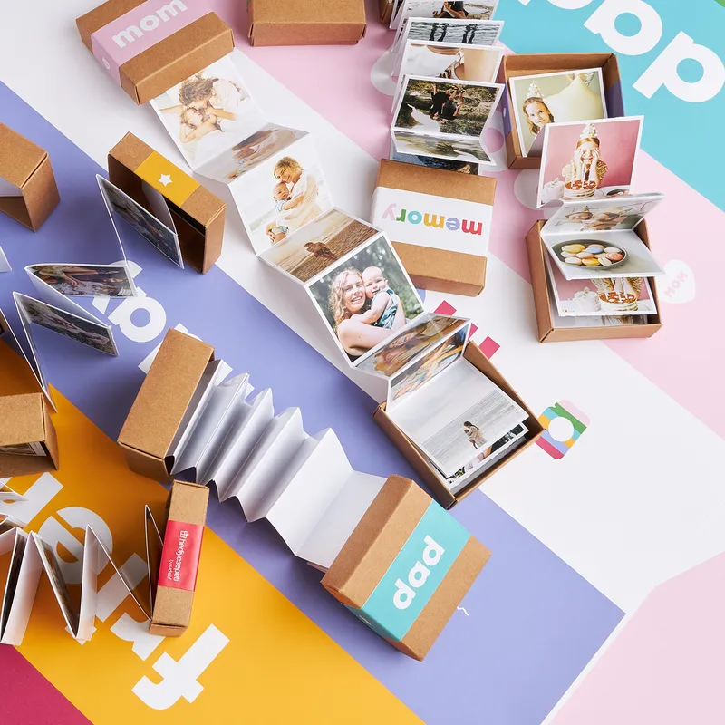 Photo and Message Memory Accordion Photo Box