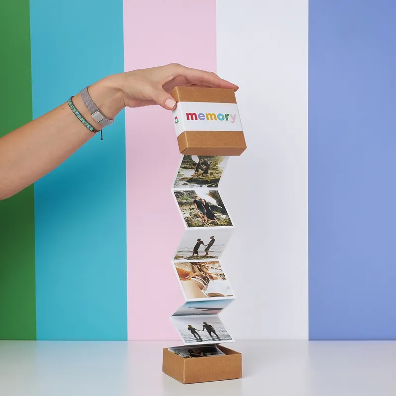 Photo and Message Memory Accordion Photo Box