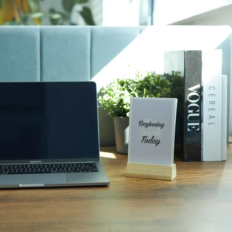 Photo Printed Desktop Calendar with Wooden Stand