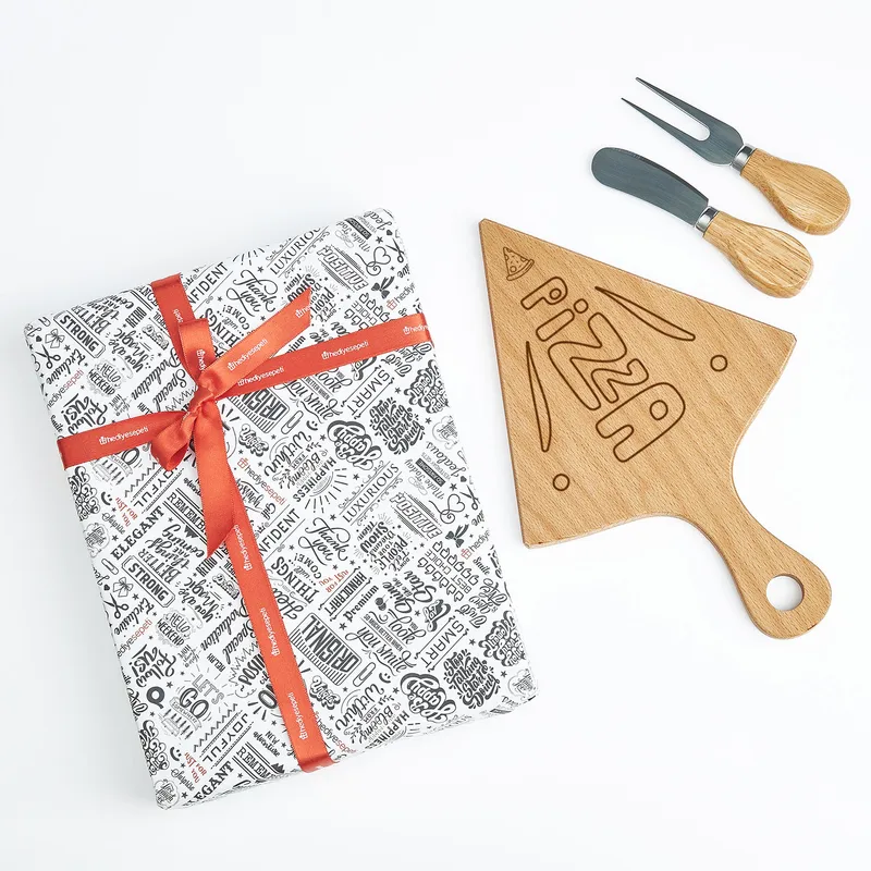 Pizza-Shaped Wooden Serving Set for Entertaining