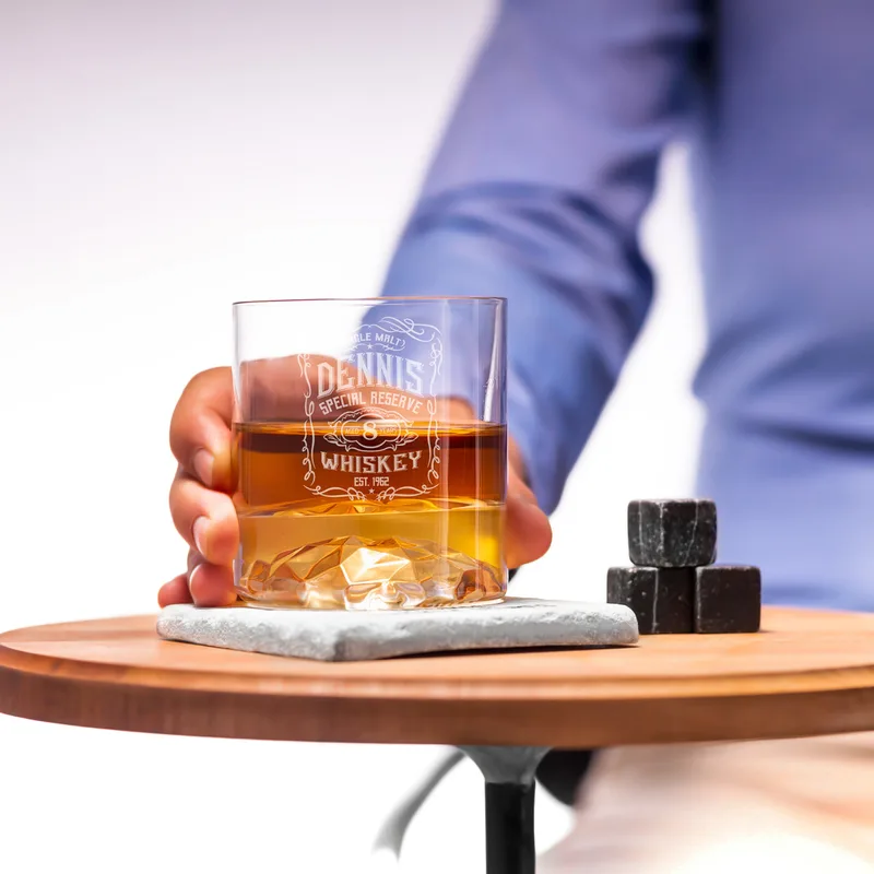 Retro Design Chicago Crystal Whiskey Glasses Set in Wooden Box