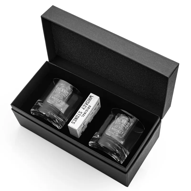 Personalised Chicago Whiskey Glass Set for Special Occasions
