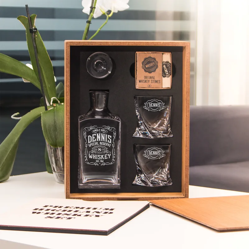 Retro Design Personalized Whiskey Decanter Set