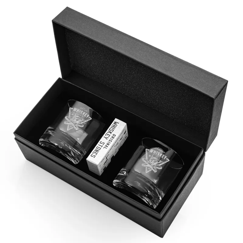 Retro Designed Personalized 2-Piece Chicago Whiskey Glass Set