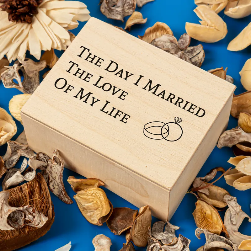 Anniversary Ring Design Wooden Music Box for Couples