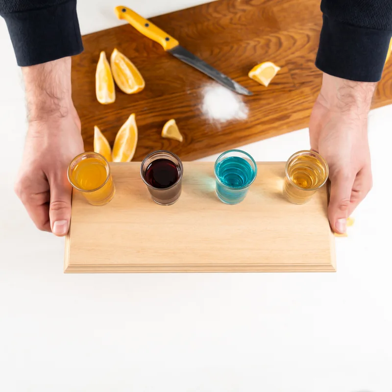 Set of 4 Shot Glass and Tray