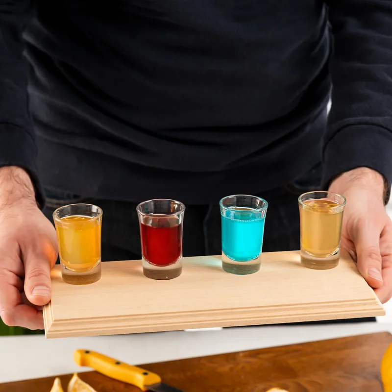 Set of 4 Shot Glass and Tray