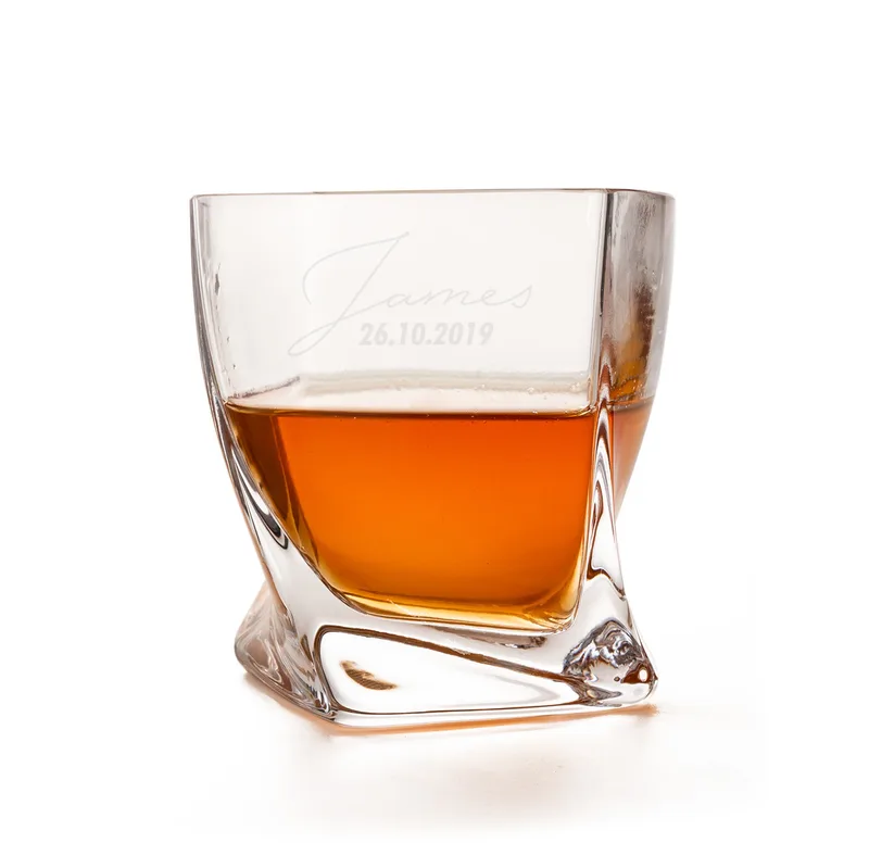 Personalised Whiskey Gift Set with Engraved Glasses