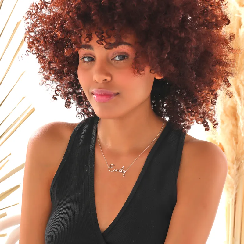 Elegant Personalised Silver Name Necklace for Women