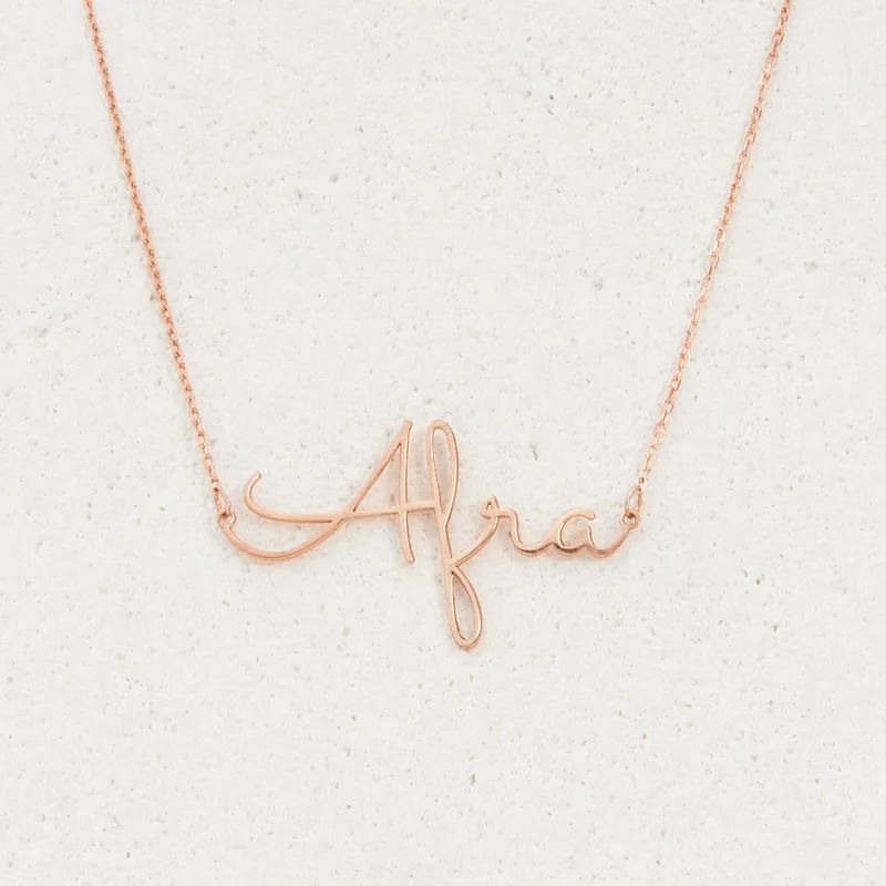 Elegant Personalised Silver Name Necklace for Women
