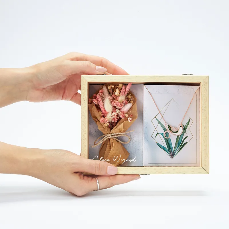 Silver Necklace Gift Box with Flower Bouquet for Girlfriend