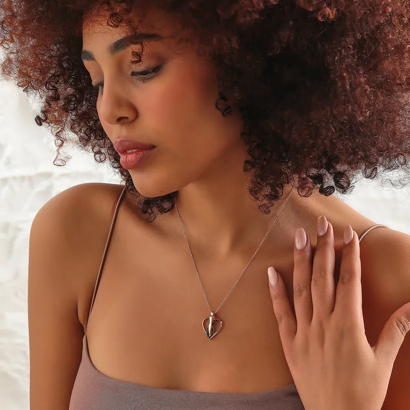 Special Silver Necklace for Eternal Lovers