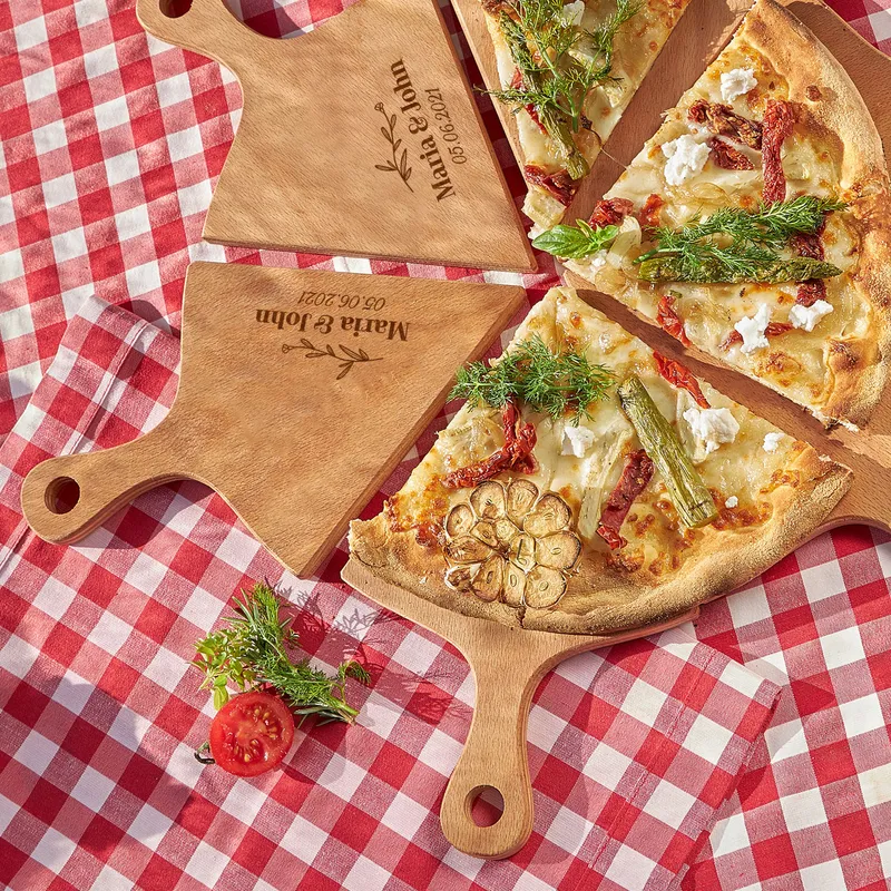 Personalised Wooden Pizza Serving Set for Special Moments