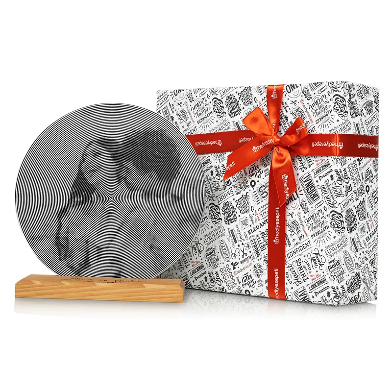 Vinly Plaque with Spiral Photo Design