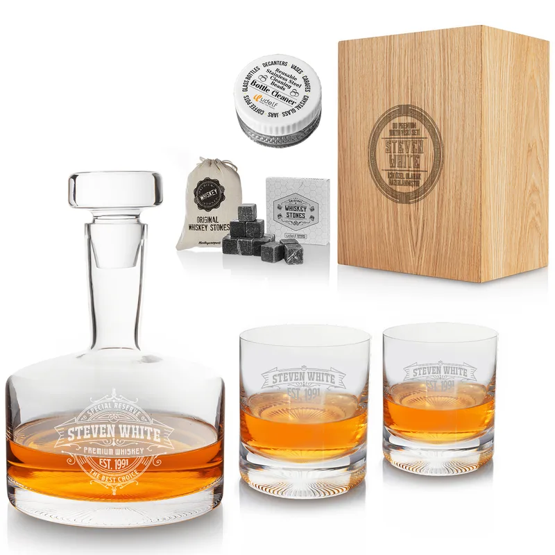 Vintage Design Tokyo Personalized Whiskey Set