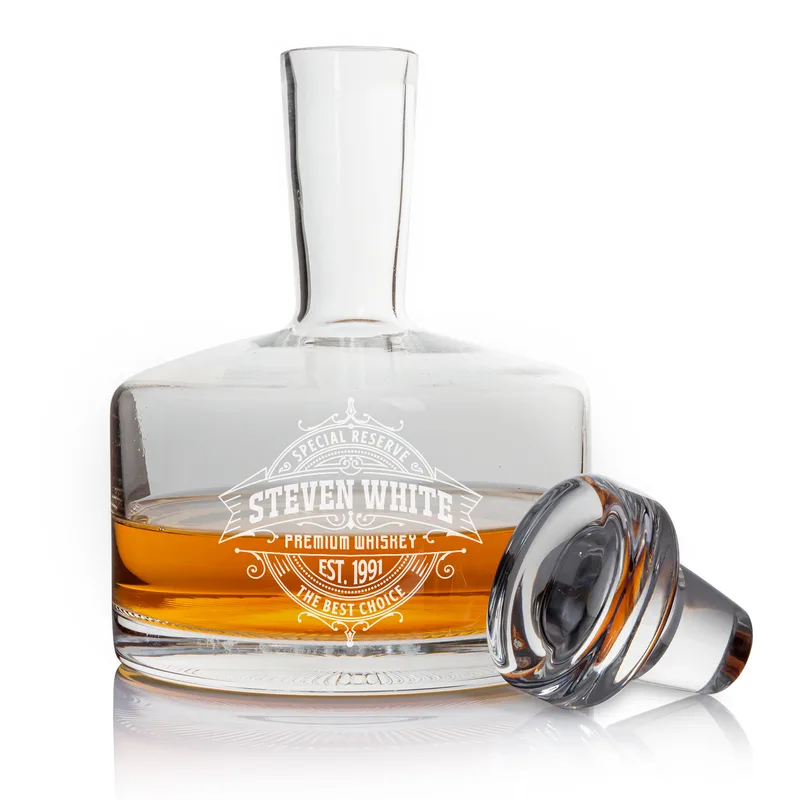 Vintage Design Tokyo Personalized Whiskey Set