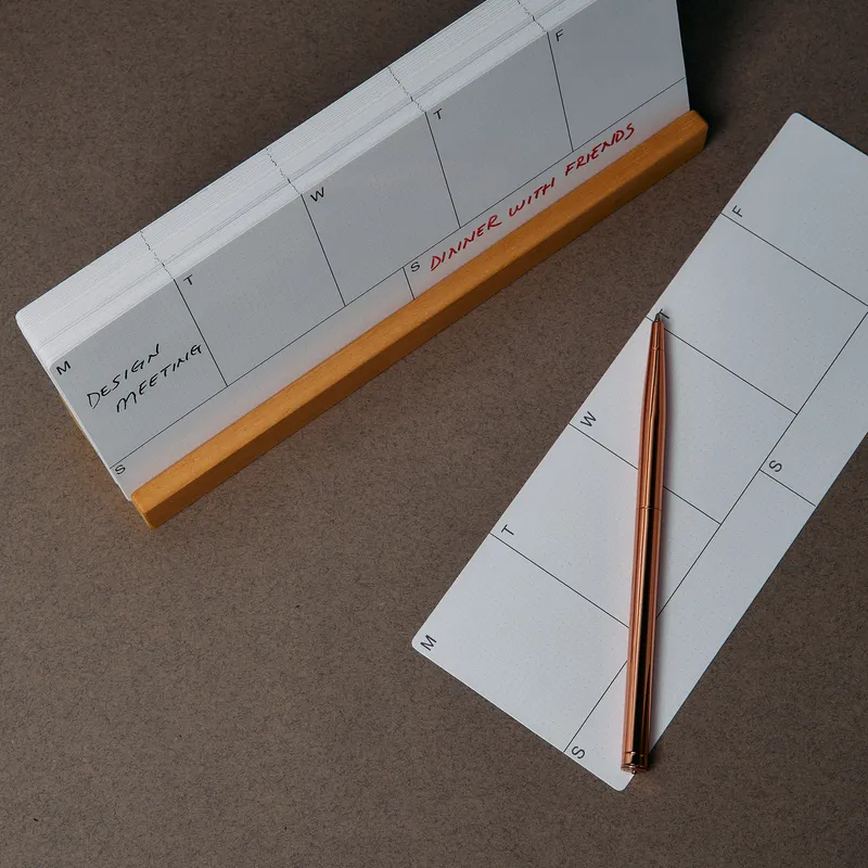 Weekly Planner Notepad with Wooden Base