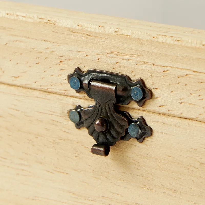 Elegant Wooden Jewellery Box with Clear Acrylic Lid