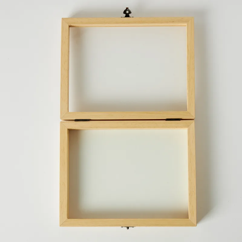 Elegant Wooden Jewellery Box with Clear Acrylic Lid