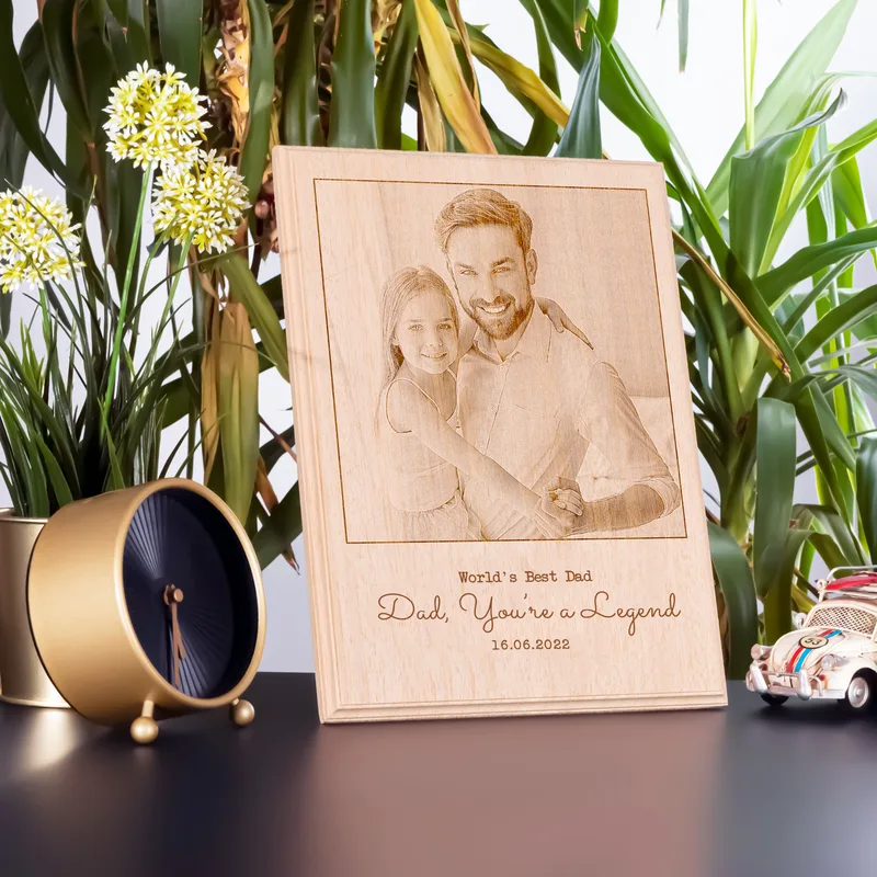 World's Best Dad Father's Day Gift for Dad Solid Wooden Frame with Message and Date