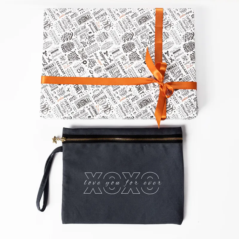 XOXO Canvas Makeup Bag for Her