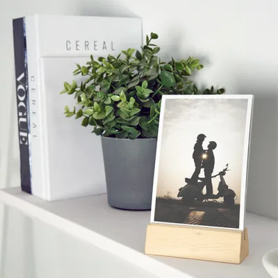 18 pcs Photo Print Set with Wooden Stand