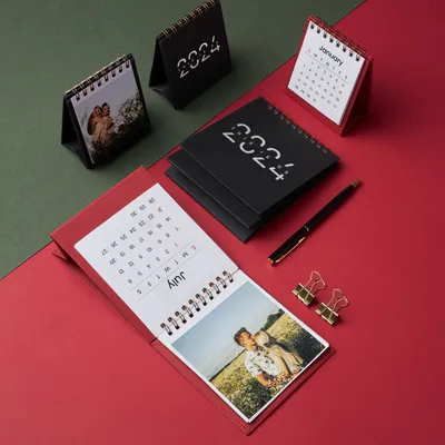 Customizable Picture Printed Desk Calendar